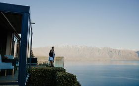 Azur Lodge